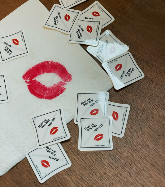 Autocollant Send me dog pics