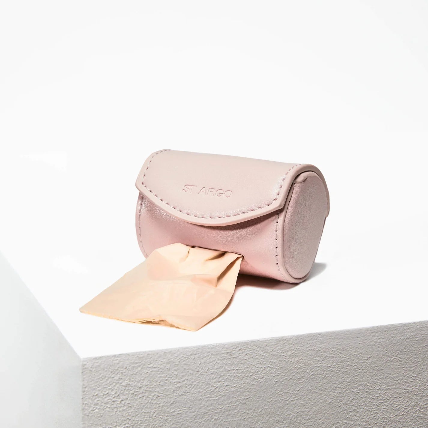 Distributeur de sacs à déjections