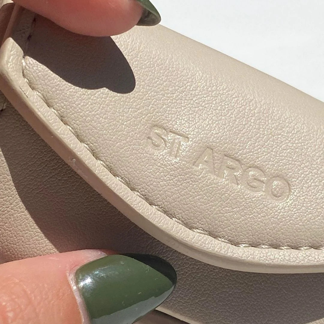 Distributeur de sacs à déjections
