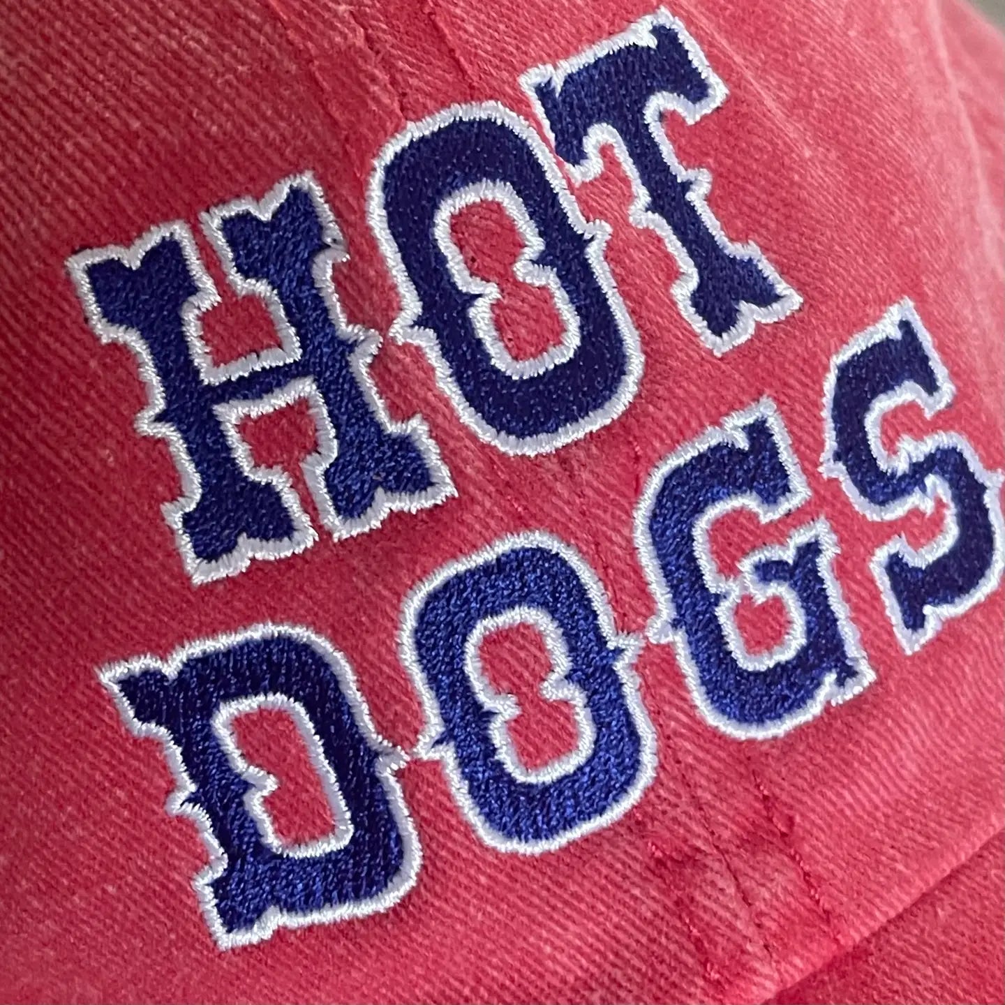 Casquette Hot Dogs rouge